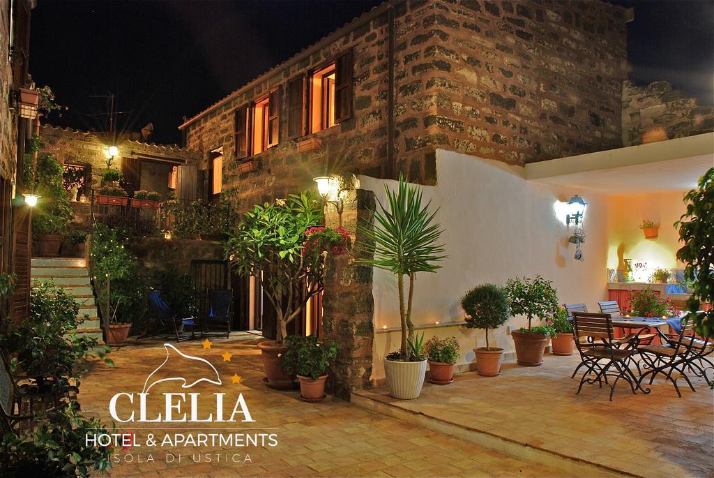 Clelia Centro Storico Isola di Ustica