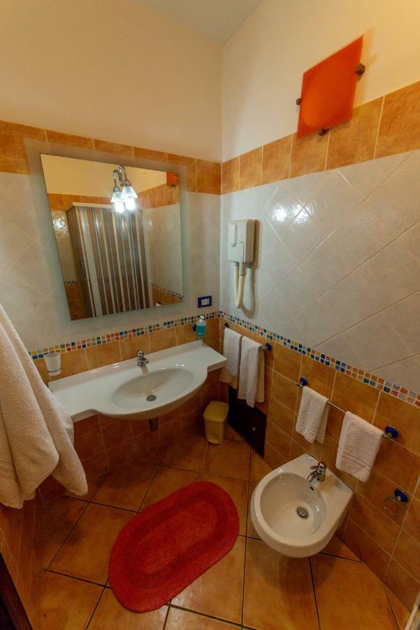 Clelia Case Centro Storico Holiday home Isola di Ustica